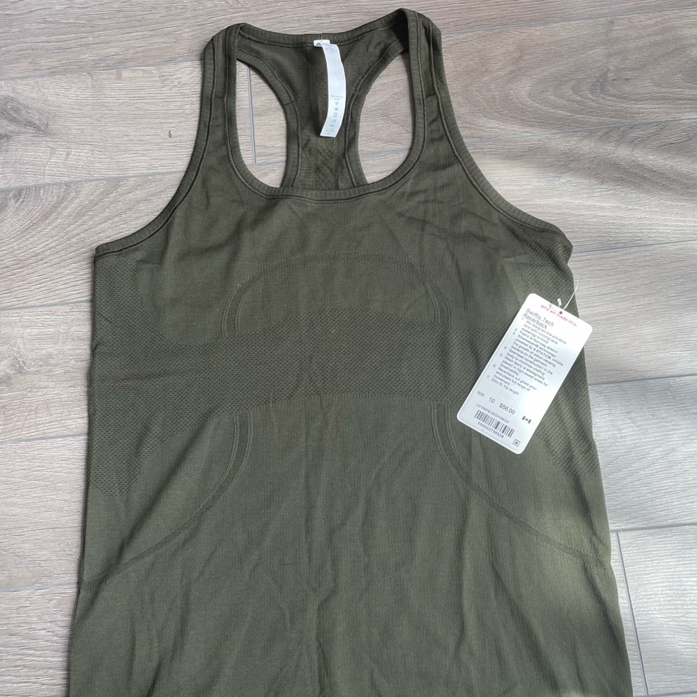 Lululemon Swiftly Tech Racerback